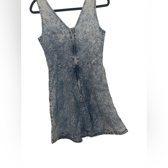 🍀‎ 5/$25🍀 Indigo Rein size small white wash denim dress - Picture 8 of 10
